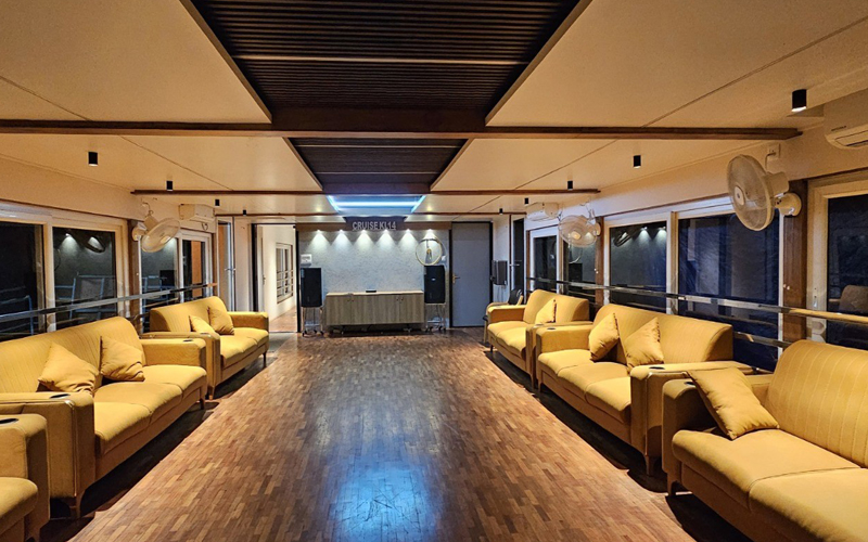 premium Houseboat In Nileshwar