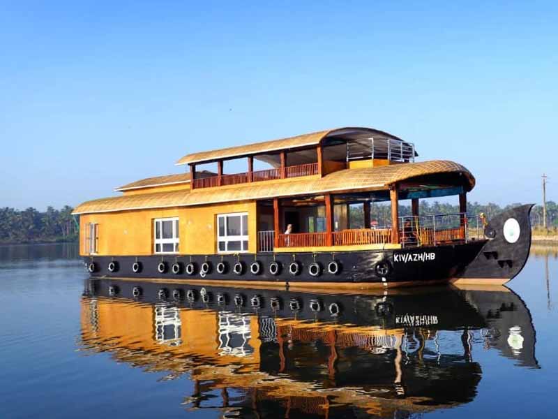 Deluxe Houseboat 1 bedroom Image